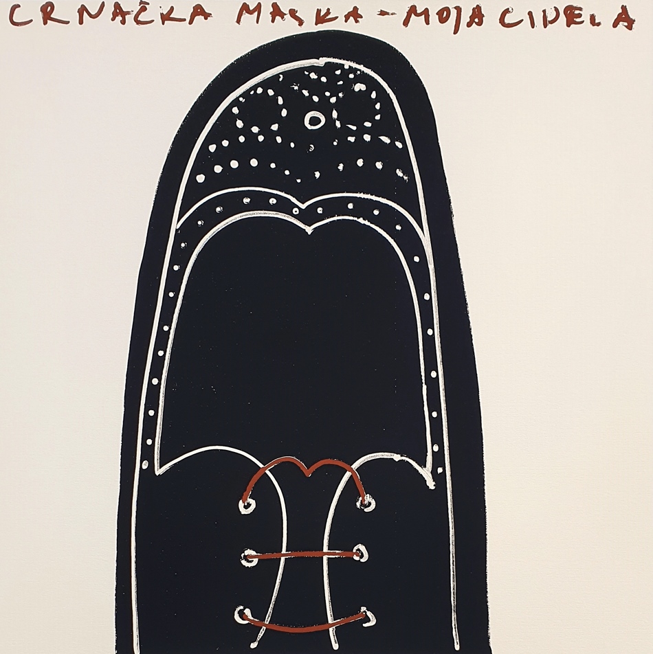A black mask - my shoe